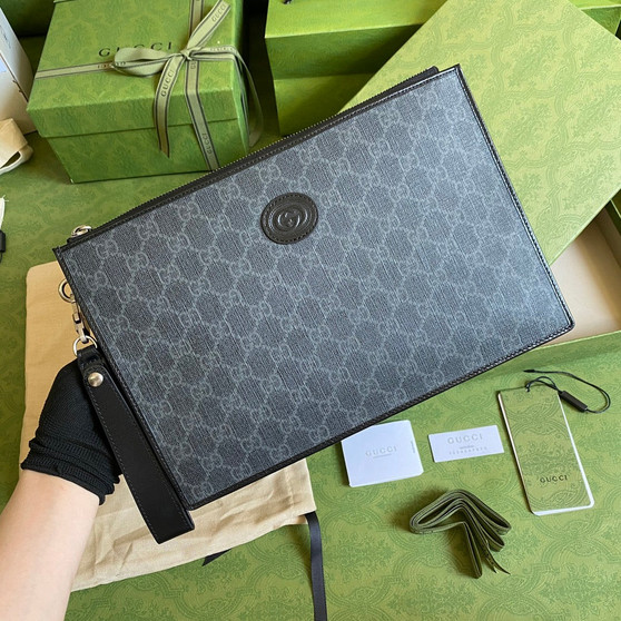 Gucci ‎672953 GG pouch Beige and blue GG Supreme canvas - W30.5cm x H21cm x D1.5cm / Blue - View 1
