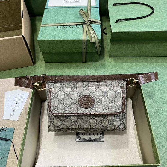 Gucci GG belt bag 746300 with Interlocking G in brown Supreme - Default Title - View 1