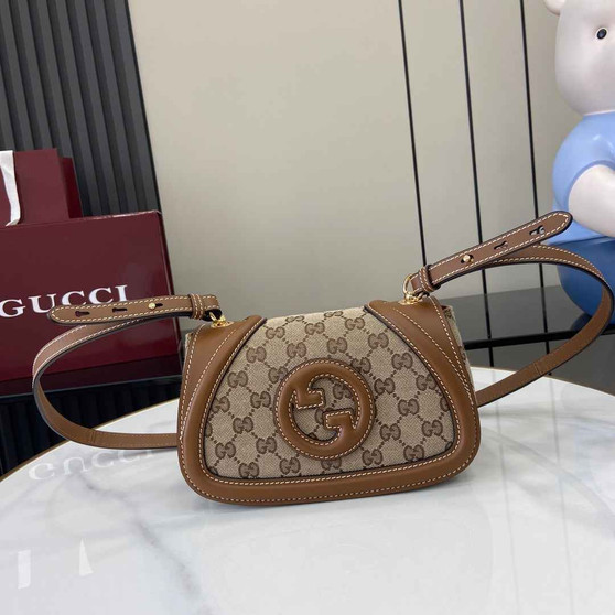 Gucci Blondie mini shoulder bag in dark brown GG canvas 815700