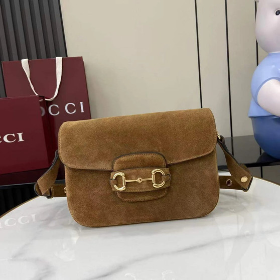 Gucci Horsebit 1955 Aura small shoulder bag, 847063 brown suede
