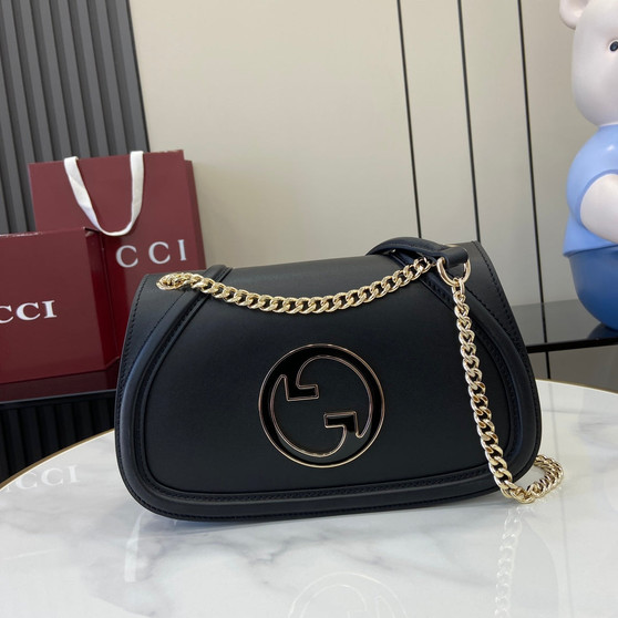 Gucci Blondie small shoulder bag in black leather 815715