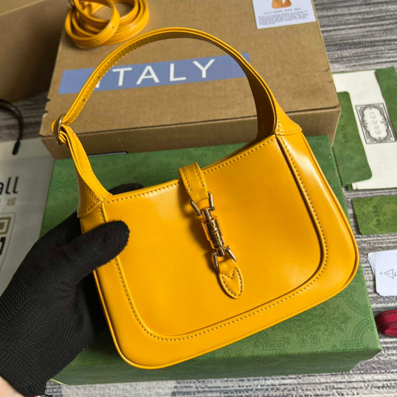 Gucci 637091 Jackie 1961 mini shoulder bag Yellow leather
