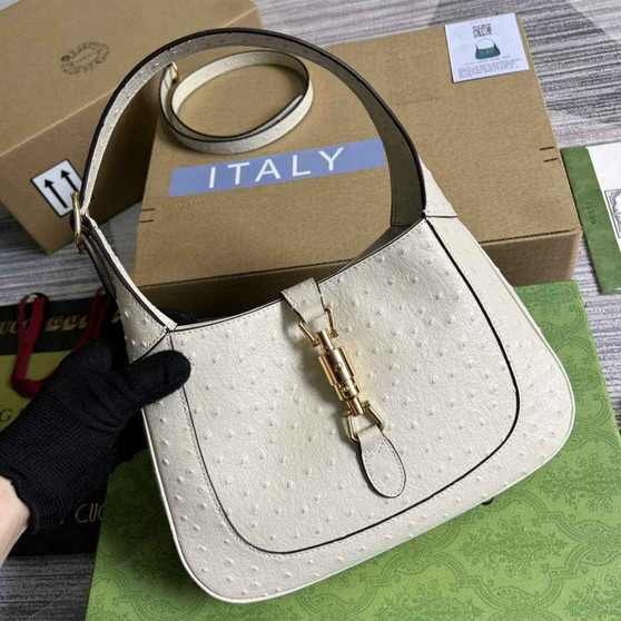 Gucci �?36709 Jackie 1961 small shoulder bag ostrich beige leather
