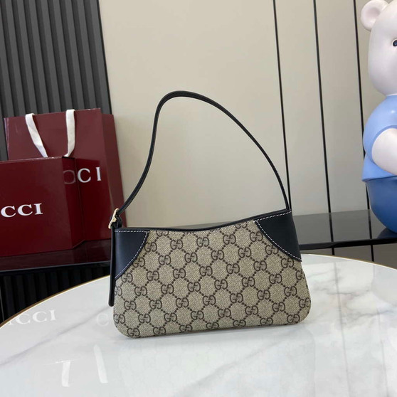 Gucci GG Emblem super mini shoulder bag 820696 in black fabric