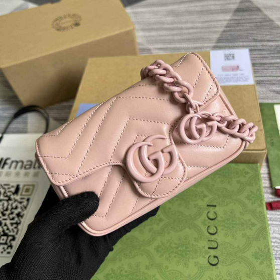 Gucci 699757 GG Marmont belt bag pink