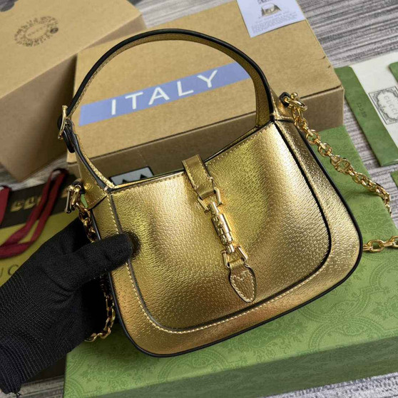 Gucci 675799 Jackie 1961 mini GG shoulder bag Gold leather