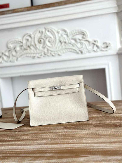 Hermes Kelly Danse Bag Leather 202543 - Default Title - View 1