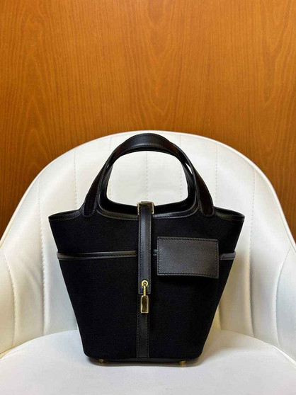 Hermès Picotin Lock 18 pocket bag H925603 - Default Title - View 1