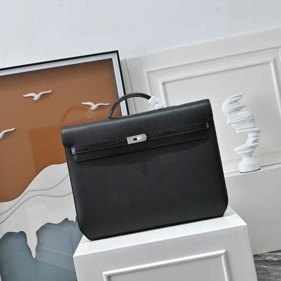 Black & Togo. The Hermès Kelly Dépêche 36. Forever classic - Default Title - View 1
