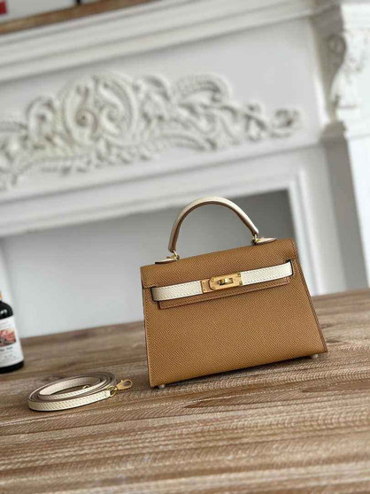 Hermes Kelly Bag 19 Epsom Leather Tan Beige Gold H82350 - Default Title - View 1