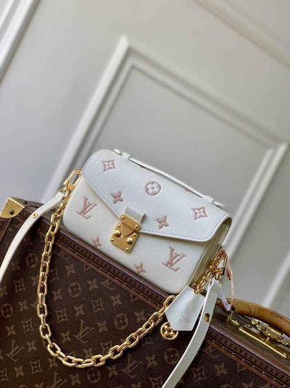 Louis Vuitton Pochette Métis East West M27575 - Default Title - View 1