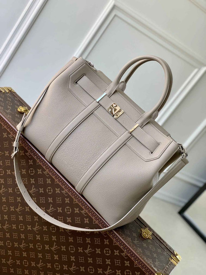 Louis Vuitton Georges Tote MM Bag M11664 Gray calfskin leather
