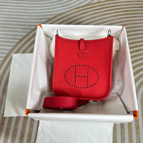 Hermes Evelyne III 17 Red Togo Leather Bag Silver H5619 - Default Title - View 1