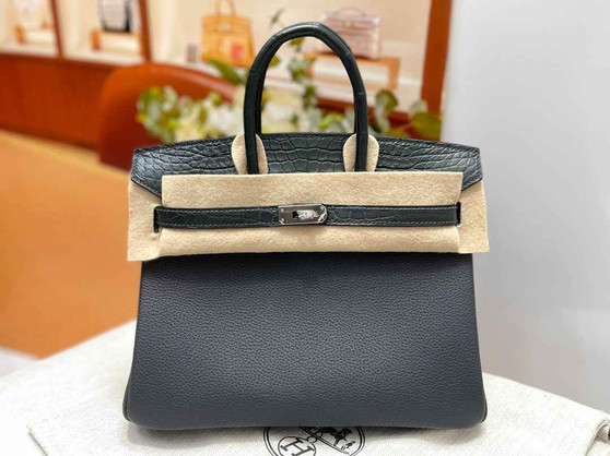 Hermès Birkin Bag Dark Gray Crocodile Togo Gold Hardware H8630 - W25×H20×D13cm - View 1