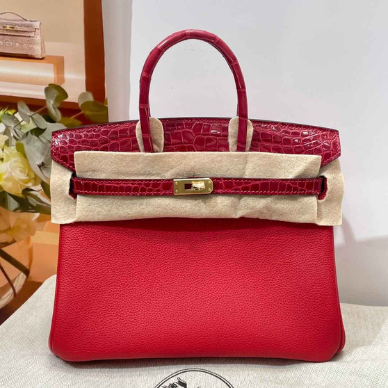 Hermès Birkin Bag Red Crocodile Togo Gold Hardware H8631 - W25×H20×D13cm - View 1