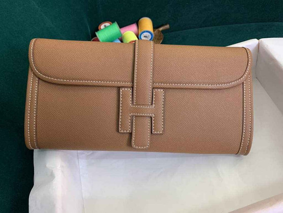 Hermes Jige 29cm Wallet Clutch In Epsom Leather Light Brown - Default Title - View 1