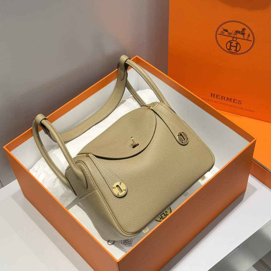 Lindy Hermès 26 Bag Togo Leather H265109 - Default Title - View 1