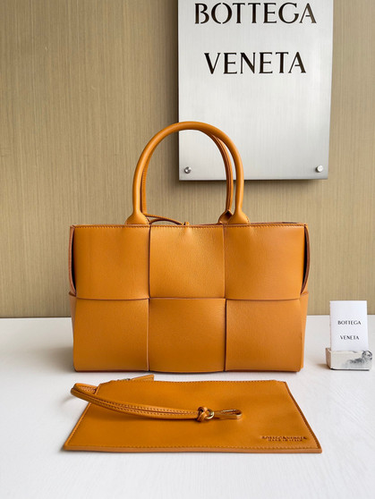 Bottega Veneta Small Arco Tote Bag 652867 Calfskin Orange