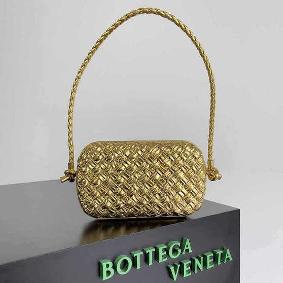Bottega Veneta Knot With Chain 717623 Gold Calfskin