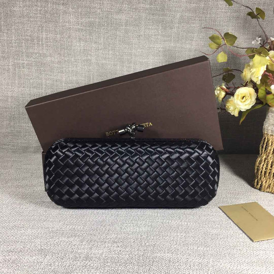 Bottega Veneta Stretch Box Knot 754783 Black