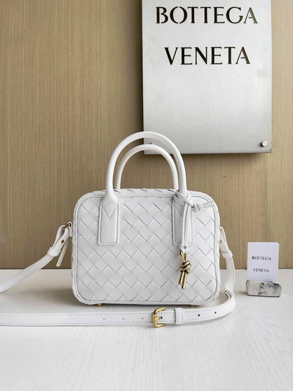 Bottega Veneta Small Getaway 776736 Lambskin White