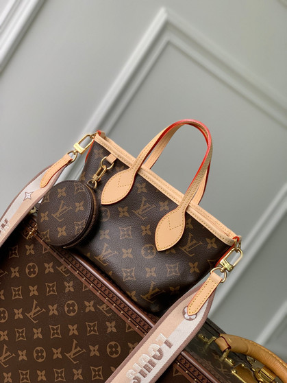 Louis Vuitton Neverfull BB M46705