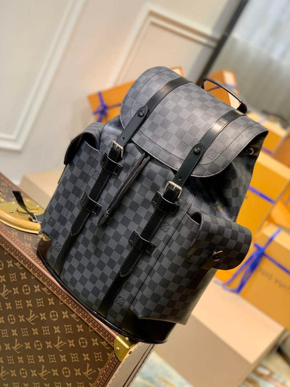 Louis Vuitton N41379 Christopher Backpack MM Damier Graphite canvas body - 38 x 44 x 21 cm / Damier canvas - View 1