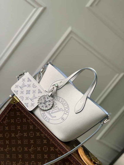 Louis Vuitton Blossom PM Bag M11734 - Default Title - View 1