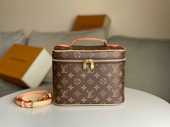 Louis Vuitton M42265 Nice BB Vanity Monogram Canvas