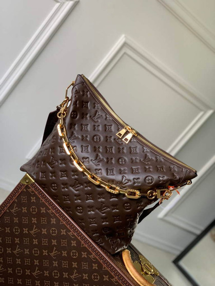 Louis Vuitton Coussin Hobo MM Bag M12072