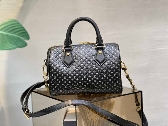 Louis Vuitton Speedy Bandoulière 20 Bag M22595 Monogram Leather