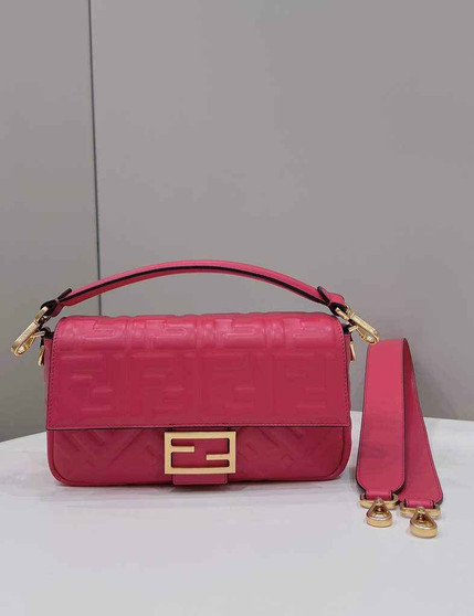 Fendi 8BR600 Baguette Plum leather bag