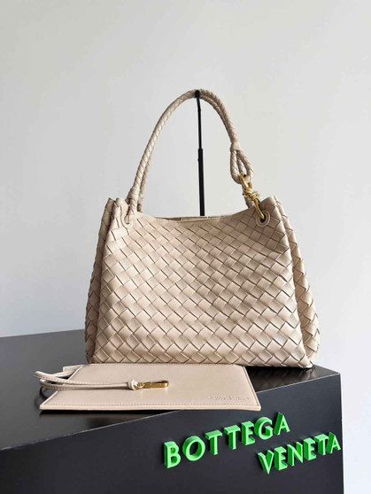 Bottega Veneta Parachute Large 796571 – Dark Beige Calfskin Leather Hobo Bag