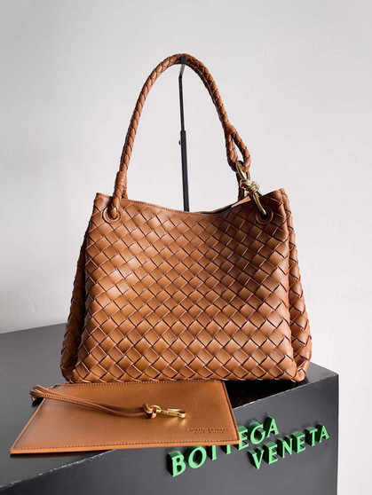 Bottega Veneta Parachute Large 796571 – Brown Leather Hobo Bag
