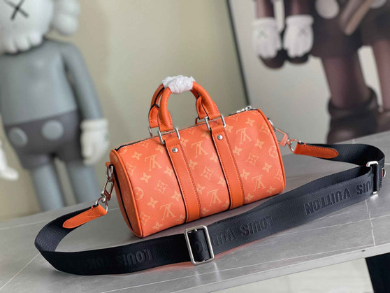 Louis Vuitton Keepall Bandoulière 25 M31044 Taigarama