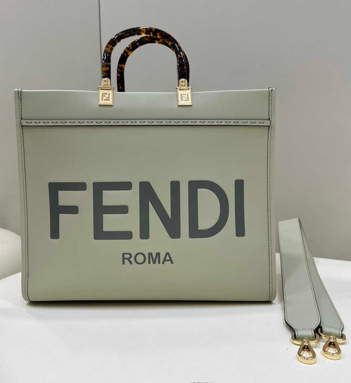 Fendi Sunshine Medium Bag Light green leather shopper 8BH386