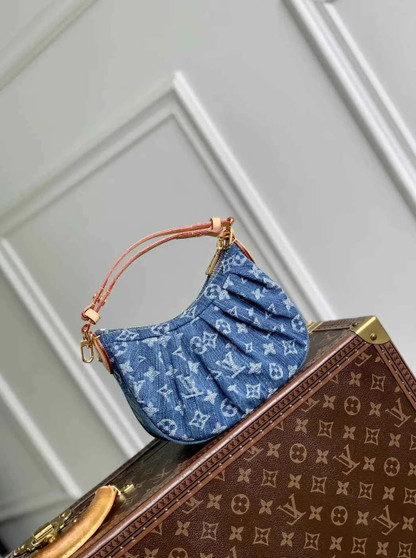 Louis Vuitton Pochette Valley Bag M13571 Monogram Denim Blue