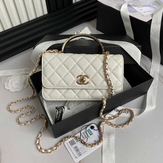 Chanel Clutch with Chain AP4044 Lambskin White