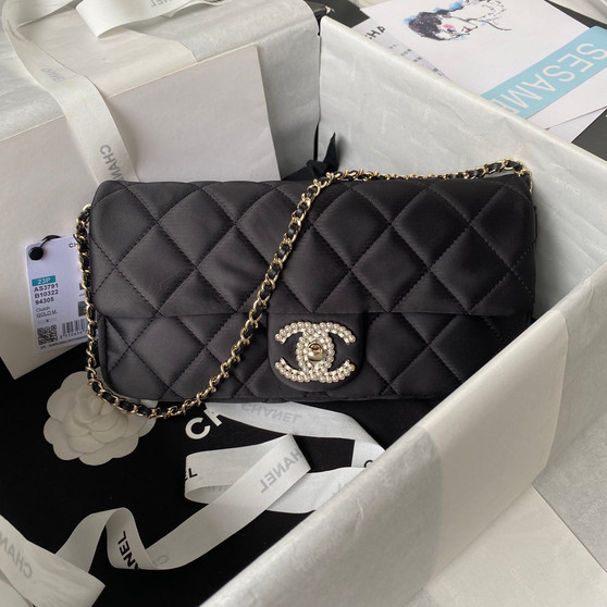 Chanel AP3791 Evening Clutch with chain Velvet Black
