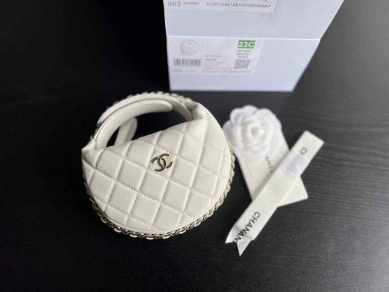Chanel AP3095 Pouch Lambskin Gold-Tone Metal White - Default Title - View 1