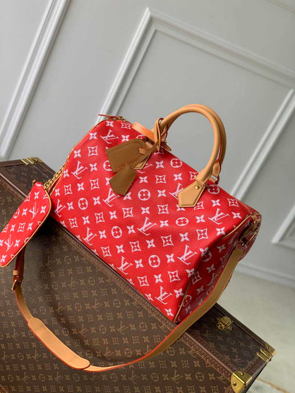 Louis Vuitton Speedy P9 Bandoulière 40 M24420 Red Soft calfskin