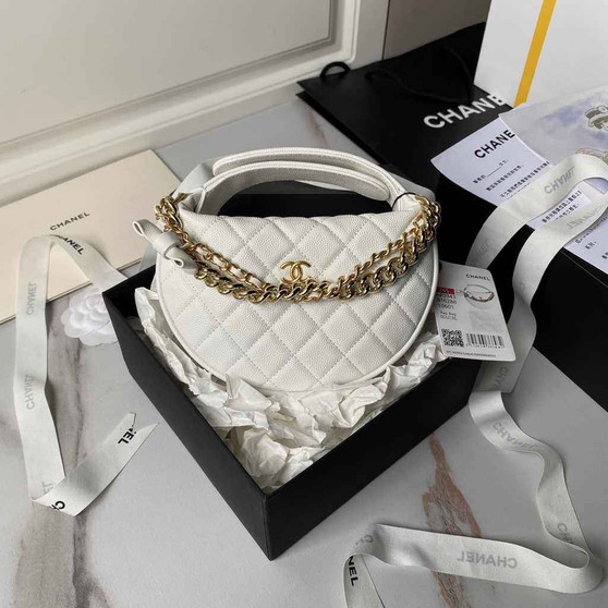 Chanel pouch grained shiny calfskin & gold-tone metal, AP3943 white - Default Title - View 1