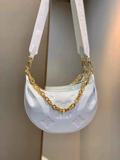 Louis Vuitton M59959 Over The Moon Bag Snow White