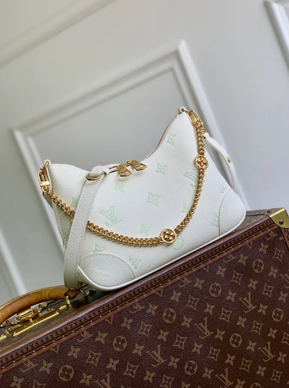 Louis Vuitton Boulogne PM Bag, M27571 Milky White Green Cowhide leather