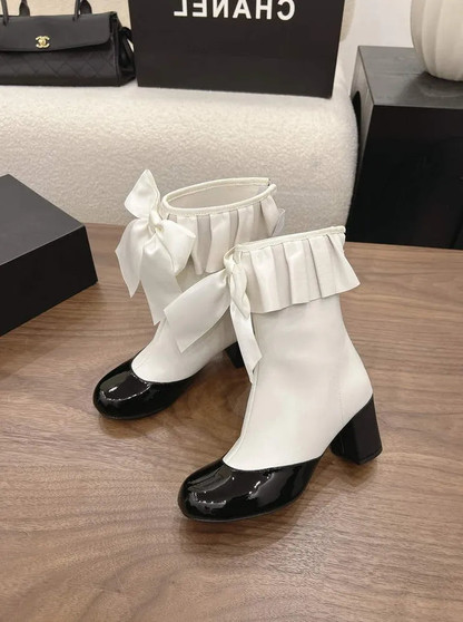 Chanel Short Boots Leather G65528