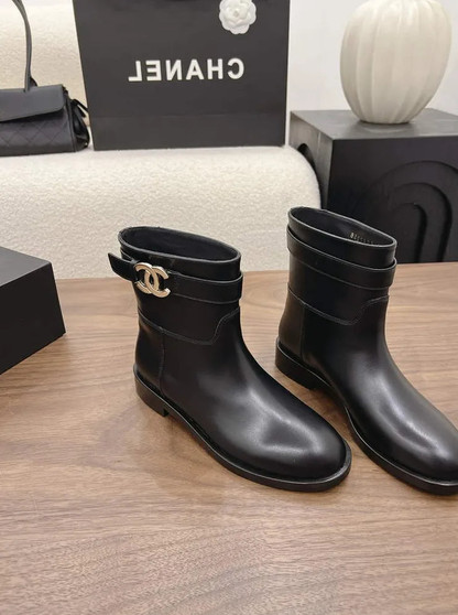 Chanel Short Boots Leather G65535