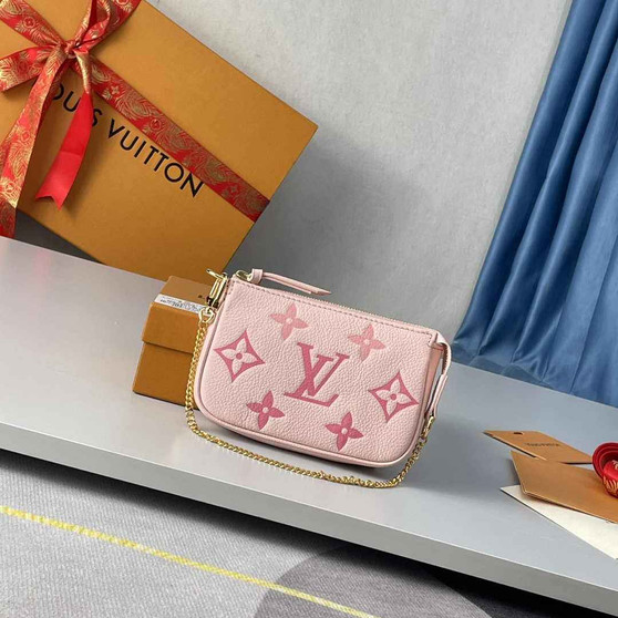 Louis Vuitton Mini Pochette Accessoires M80501 Pink Leather