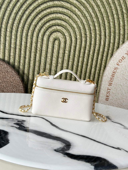 Chanel Vanity with chain, AP5346 Calfskin White