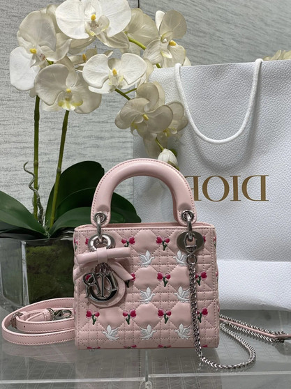 Qixi Mini Lady Dior Bag with Chain, M0505 Cannage Lambskin Pink