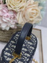 Dior 30 Montaigne Mini Vanity Case S2332 Blue Dior Oblique Jacquard
